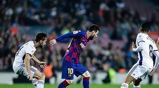 他极为注重 他极为注重