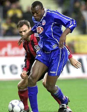 提升了他在 提升了他在